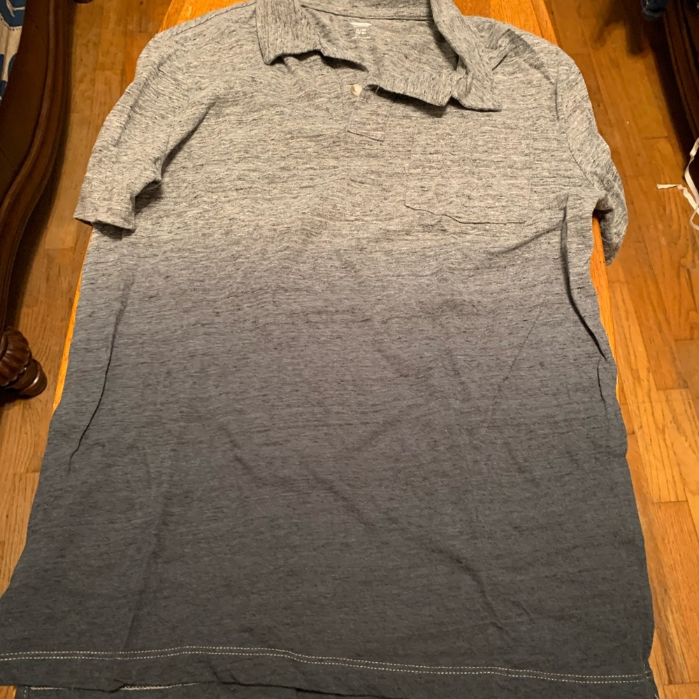 Boys old navy shirt